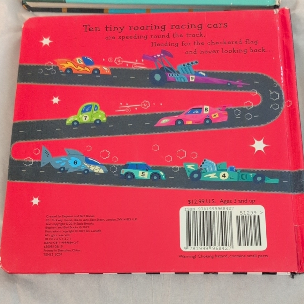 Scholastic Blue and Red Racing Cars Toy Set - Picture 2 of 3
